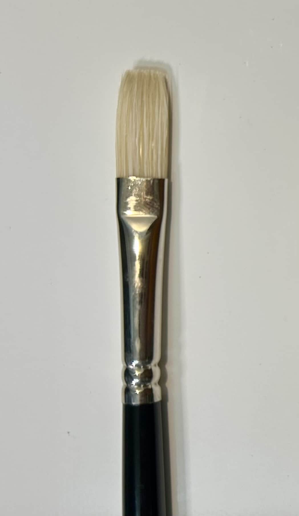 7 Best Brushes for Oil Painting; Top Picks for 2024